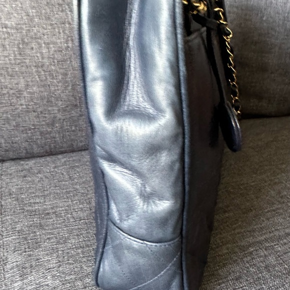 Authentic chanel - Picture 8 of 11